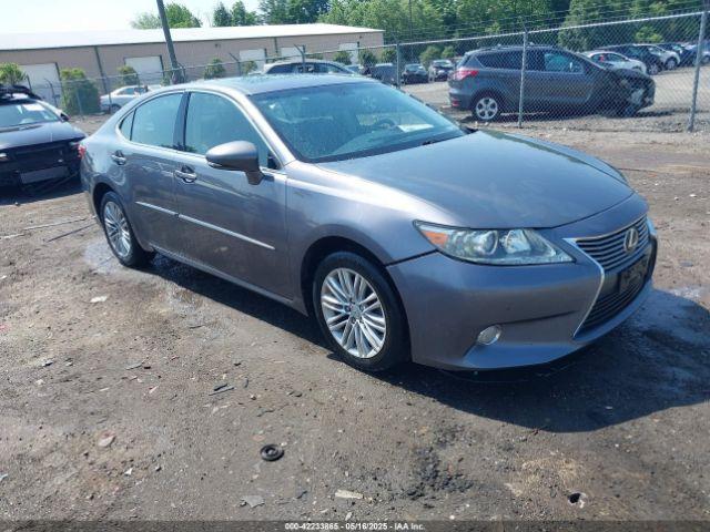  Salvage Lexus Es