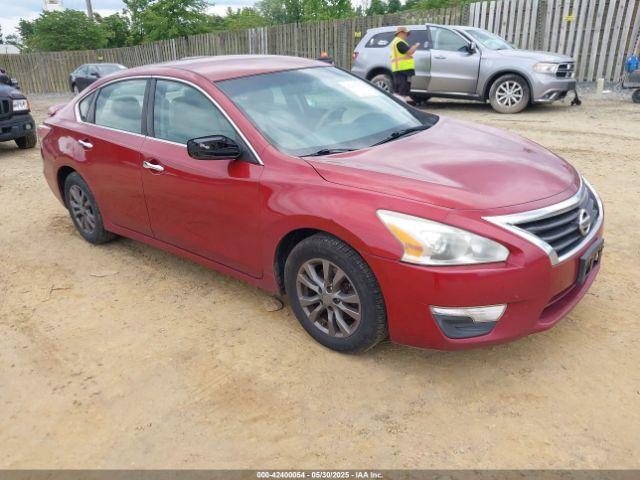  Salvage Nissan Altima