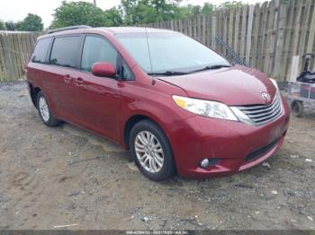  Salvage Toyota Sienna