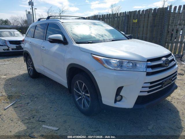  Salvage Toyota Highlander