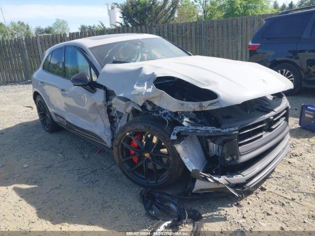  Salvage Porsche Macan