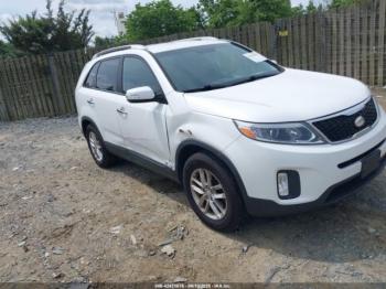  Salvage Kia Sorento