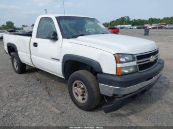  Salvage Chevrolet Silverado 2500