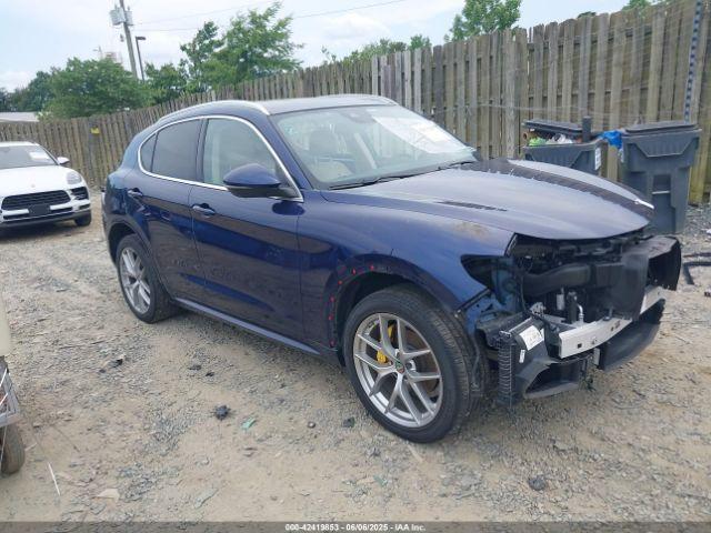  Salvage Alfa Romeo Stelvio