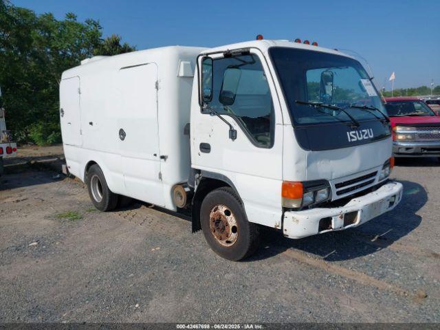  Salvage Isuzu Npr