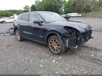  Salvage Porsche Cayenne