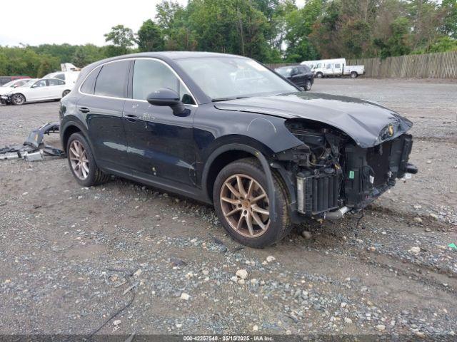  Salvage Porsche Cayenne