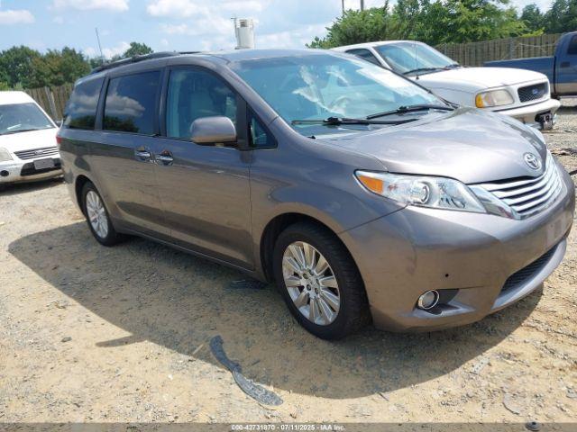  Salvage Toyota Sienna