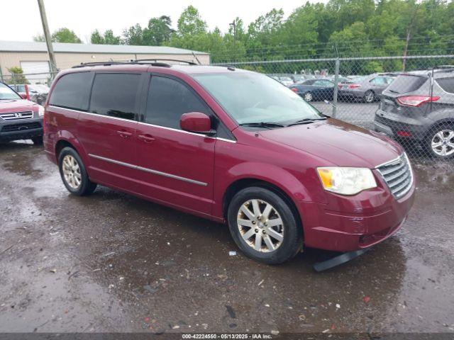  Salvage Chrysler Town & Country