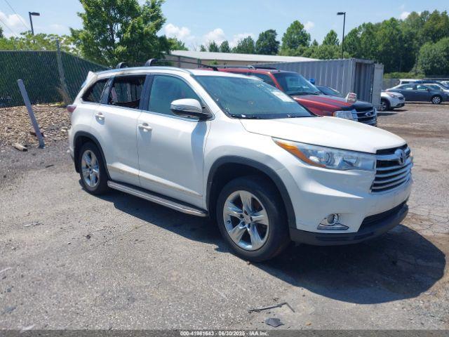  Salvage Toyota Highlander