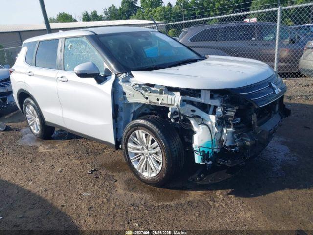  Salvage Mitsubishi Outlander