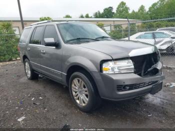  Salvage Lincoln Navigator