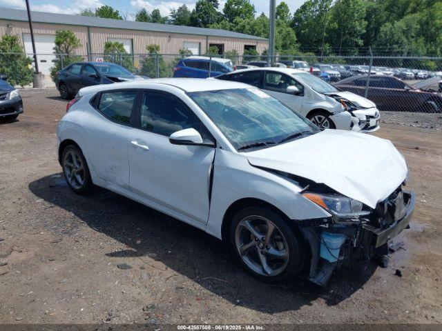 Salvage Hyundai VELOSTER