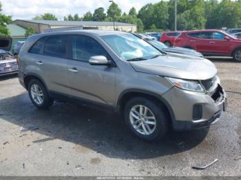  Salvage Kia Sorento