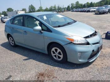  Salvage Toyota Prius