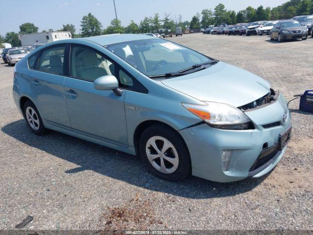  Salvage Toyota Prius