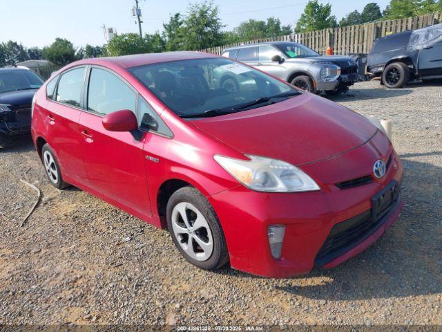  Salvage Toyota Prius