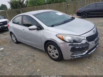  Salvage Kia Forte