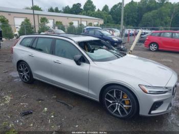  Salvage Volvo V60 Recharge Plug-in Hybr