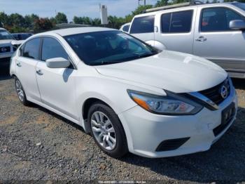  Salvage Nissan Altima