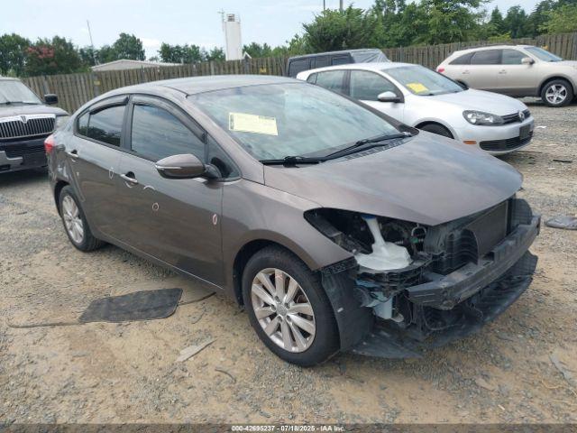  Salvage Kia Forte