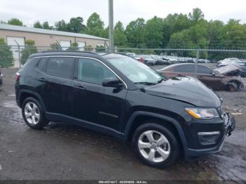  Salvage Jeep Compass