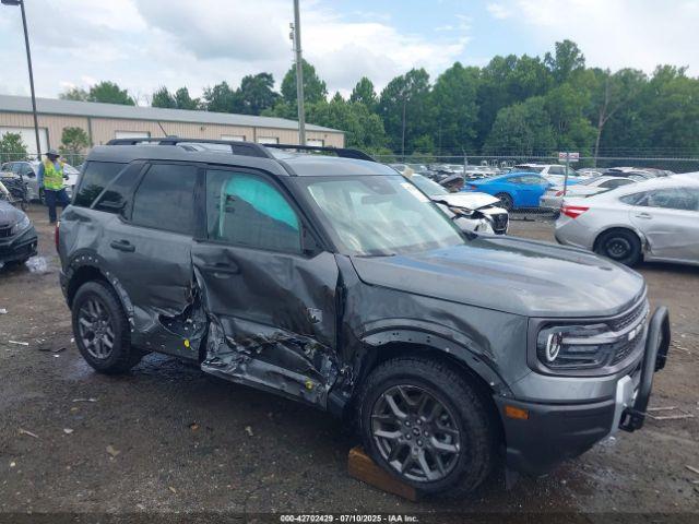  Salvage Ford Bronco