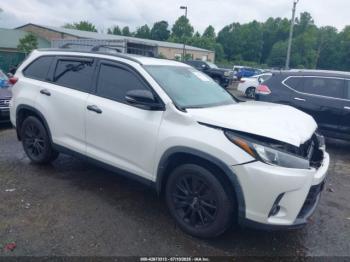  Salvage Toyota Highlander