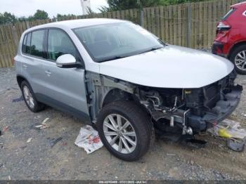 Salvage Volkswagen Tiguan