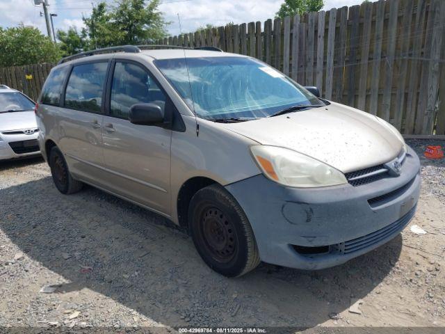  Salvage Toyota Sienna