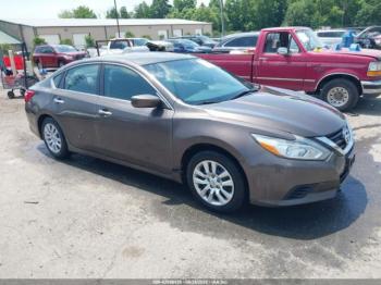  Salvage Nissan Altima