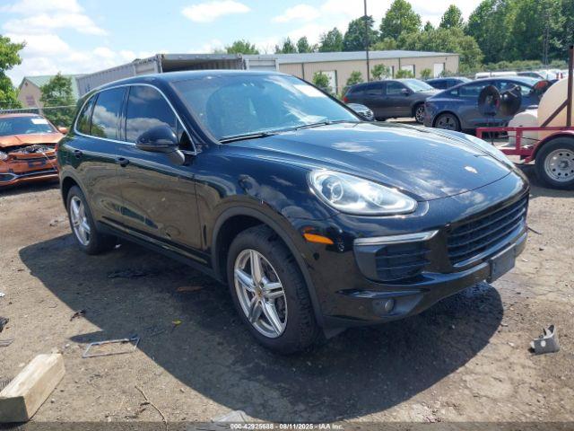  Salvage Porsche Cayenne