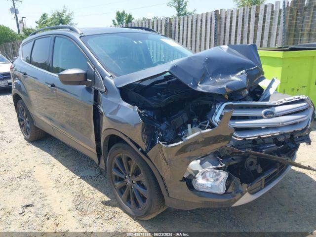  Salvage Ford Escape