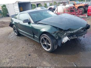  Salvage Ford Mustang