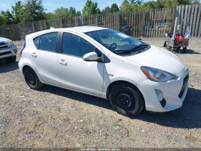  Salvage Toyota Prius c