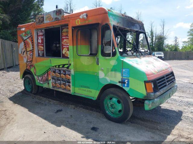  Salvage Chevrolet P30
