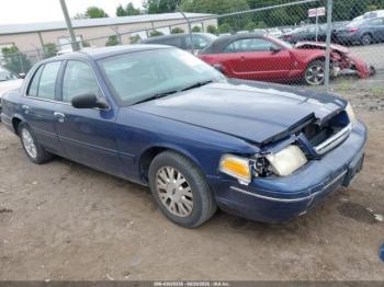  Salvage Ford Crown Victoria
