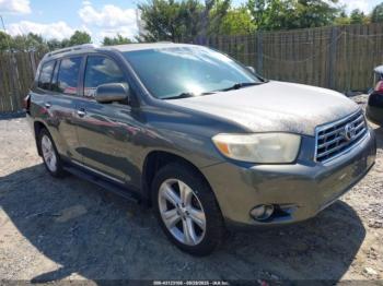  Salvage Toyota Highlander