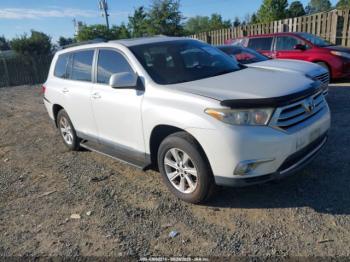  Salvage Toyota Highlander