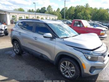  Salvage Kia Seltos