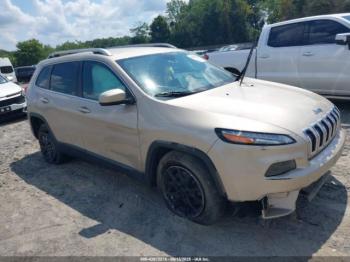  Salvage Jeep Cherokee