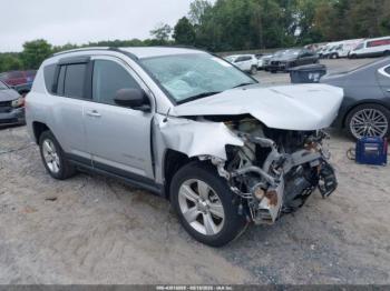  Salvage Jeep Compass