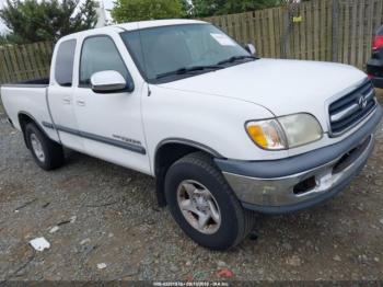  Salvage Toyota Tundra