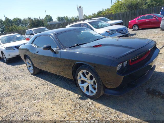  Salvage Dodge Challenger