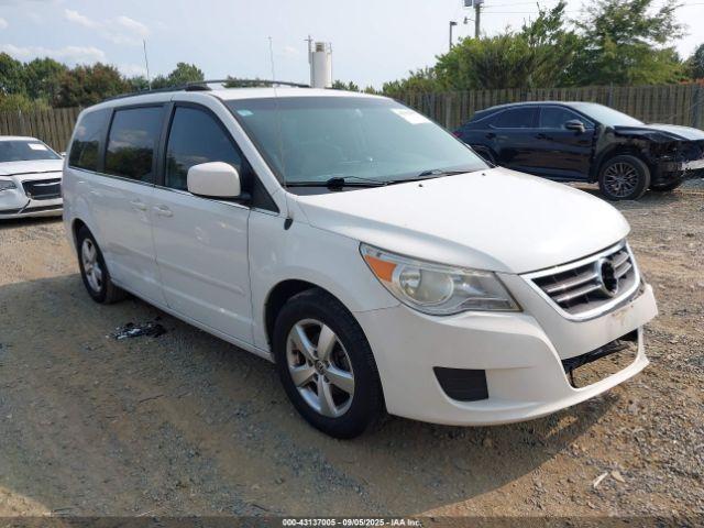  Salvage Volkswagen Routan