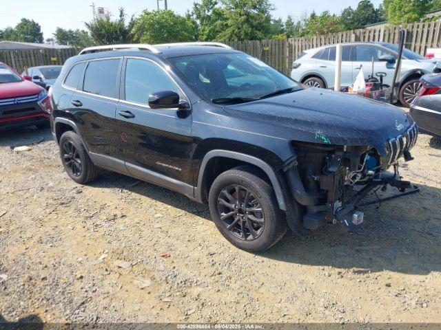  Salvage Jeep Cherokee
