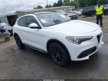  Salvage Alfa Romeo Stelvio