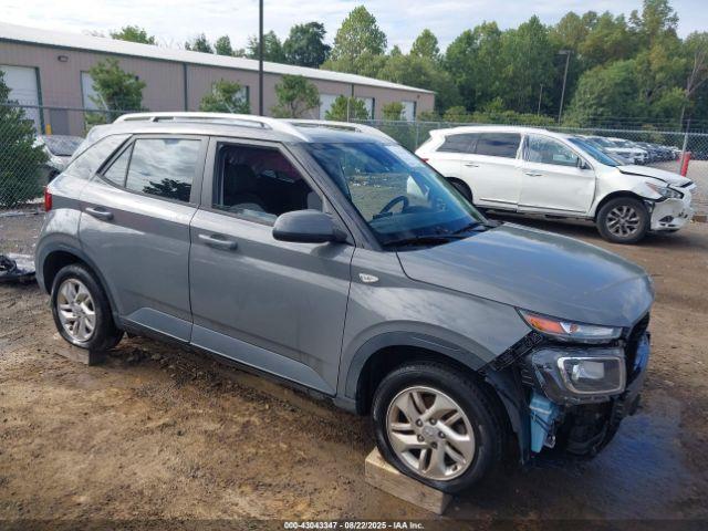  Salvage Hyundai VENUE