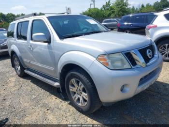  Salvage Nissan Pathfinder