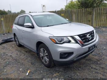  Salvage Nissan Pathfinder